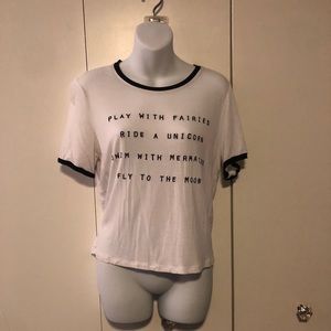 🌸Forever 21 T-Shirt